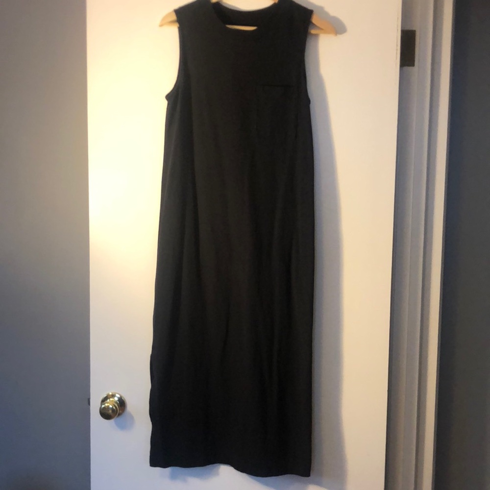 Black 100% cotton Everlane muscle-tank dress with front pocket